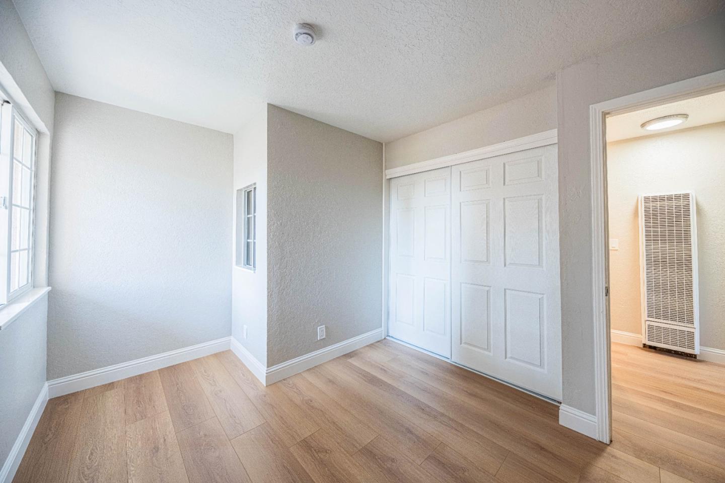 918 Acosta Plaza 61