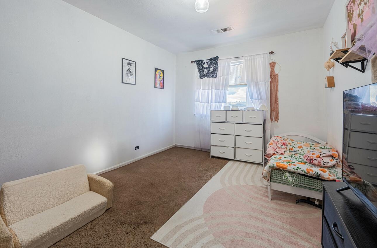 15 Elmwood Drive