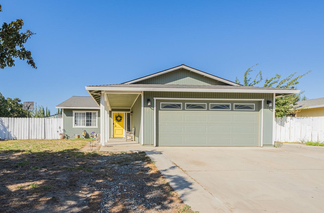 15 Elmwood Drive