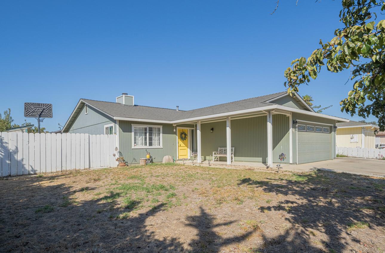 15 Elmwood Drive