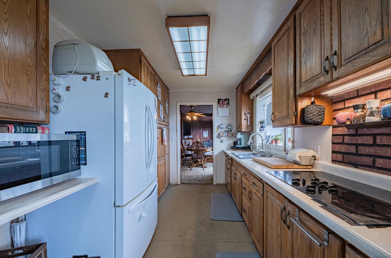 905 West Blanco Road