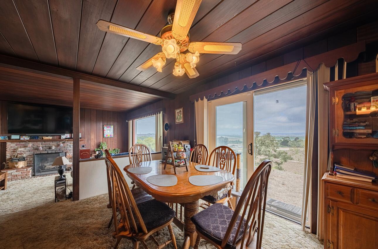 905 West Blanco Road