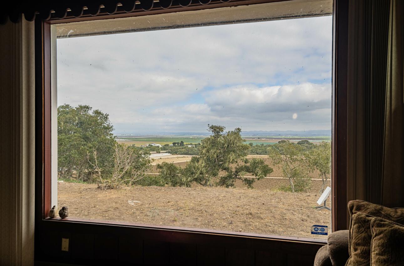 905 West Blanco Road