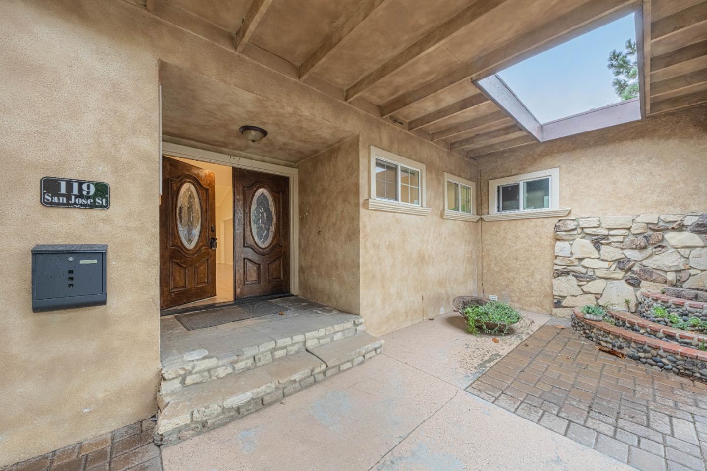 119 San Jose Street