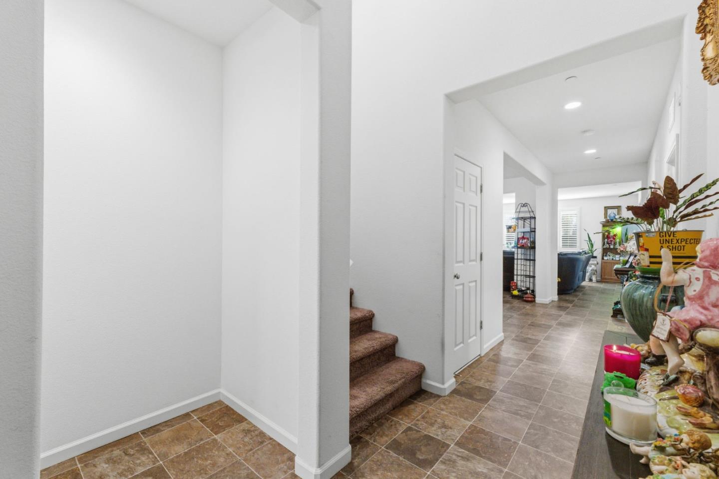 6349 West Acacia Avenue