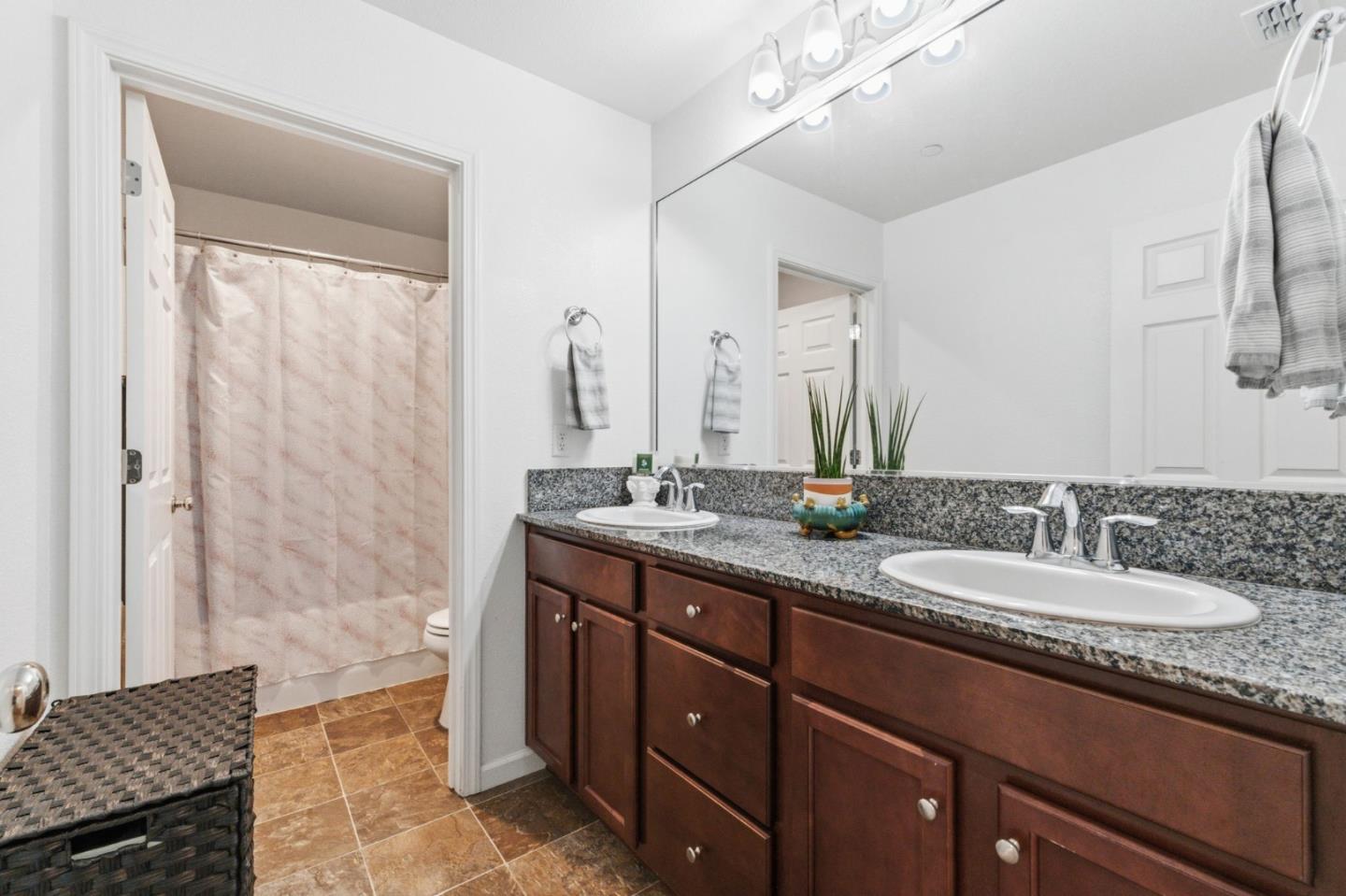 6349 West Acacia Avenue