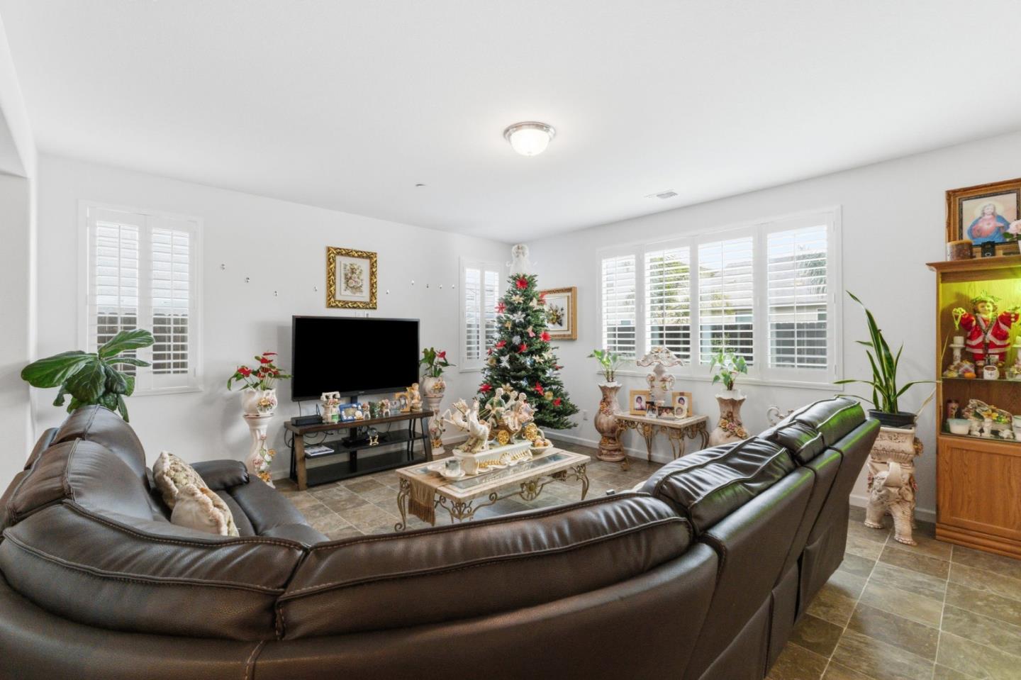 6349 West Acacia Avenue