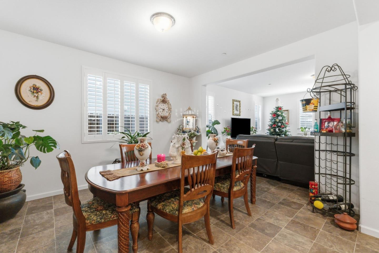 6349 West Acacia Avenue