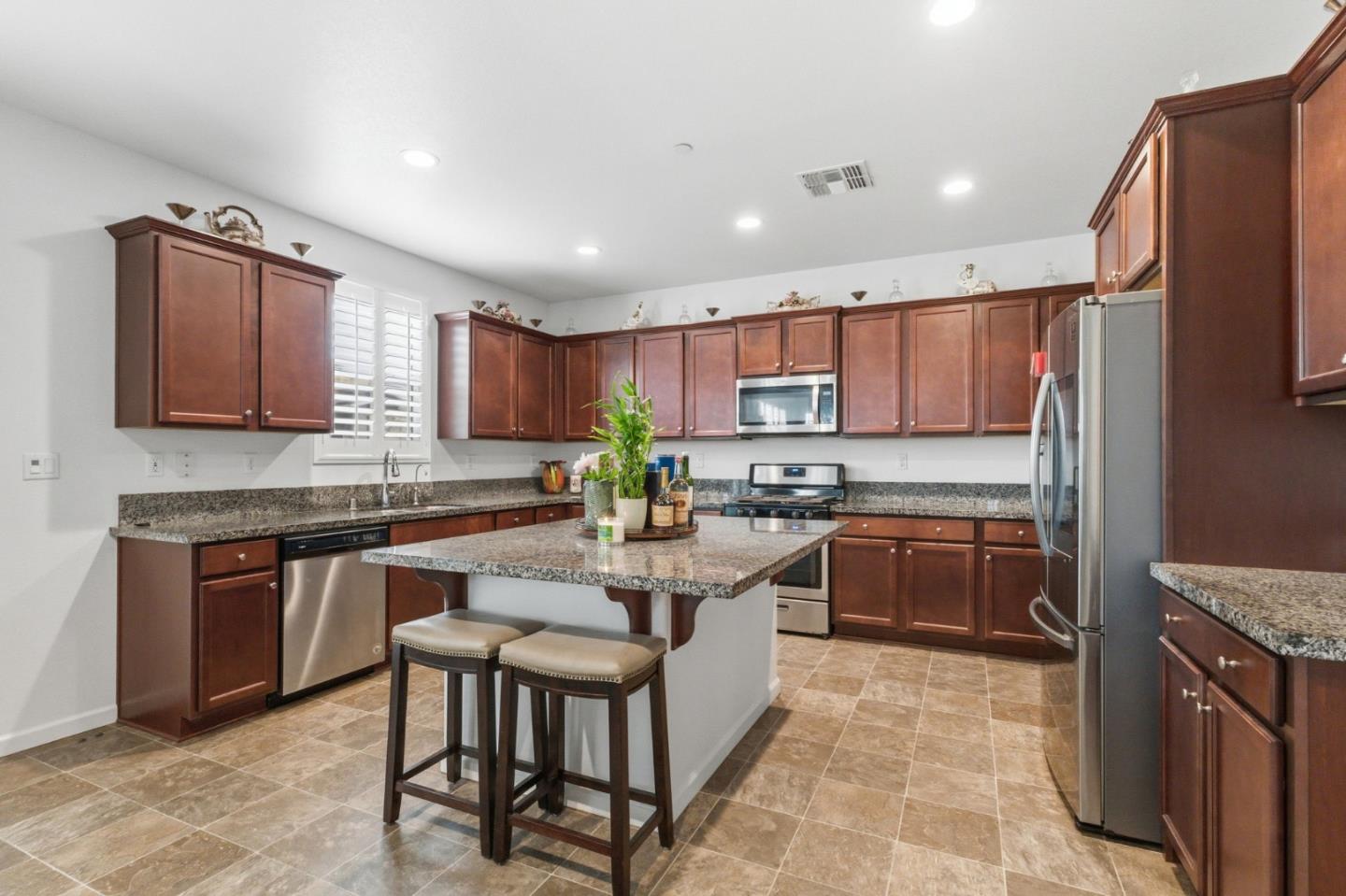 6349 West Acacia Avenue