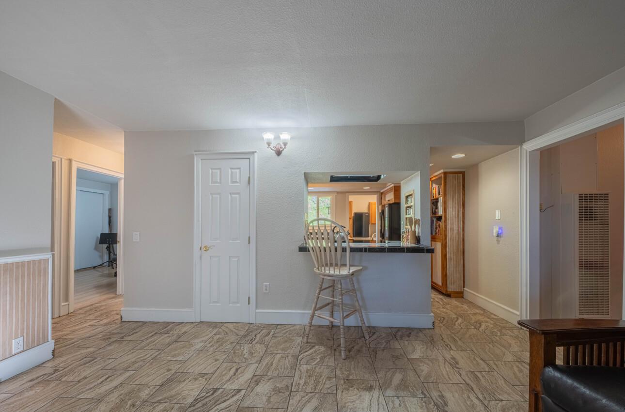 820 Comstock Road