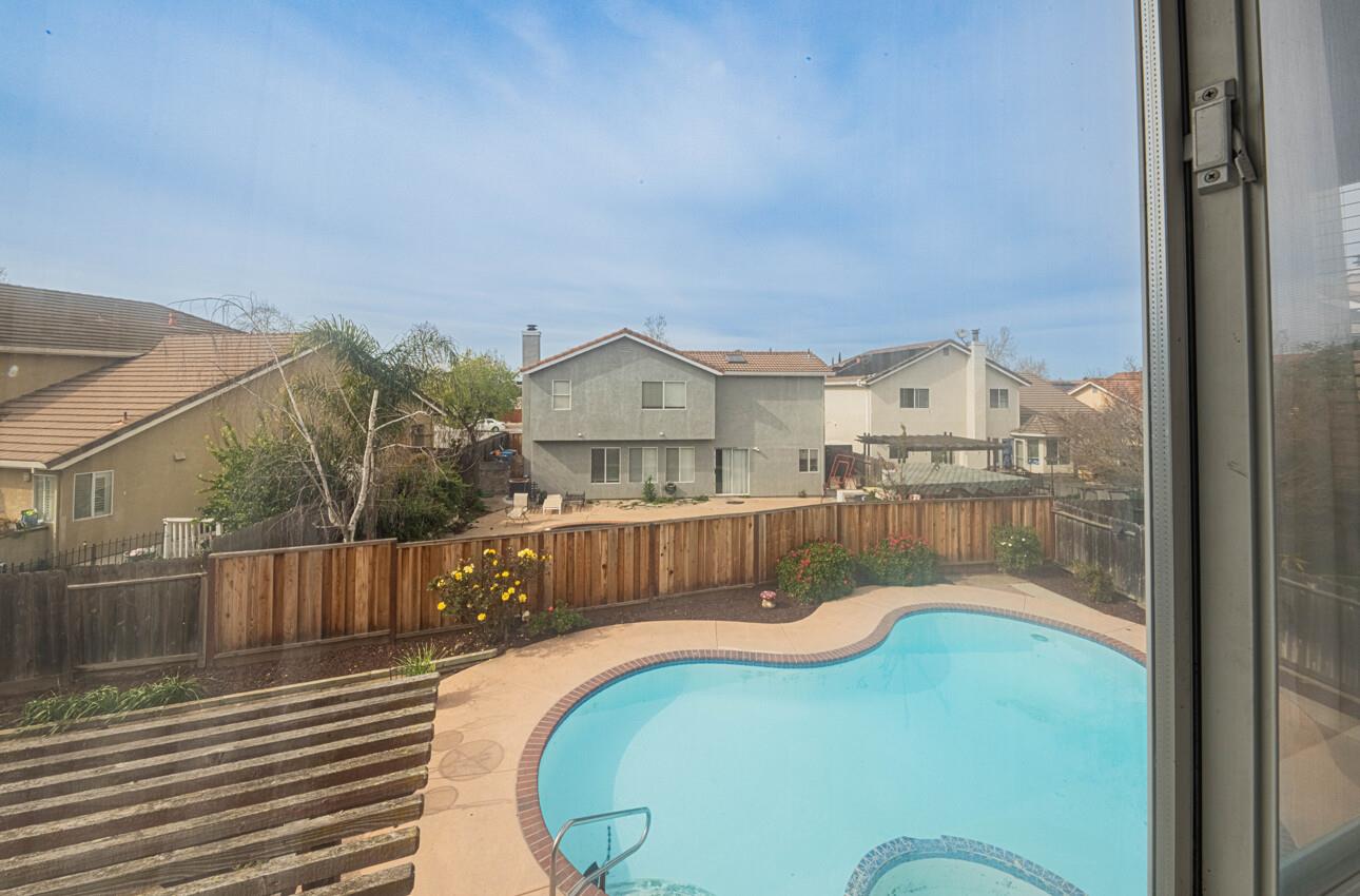 2101 Primrose Court