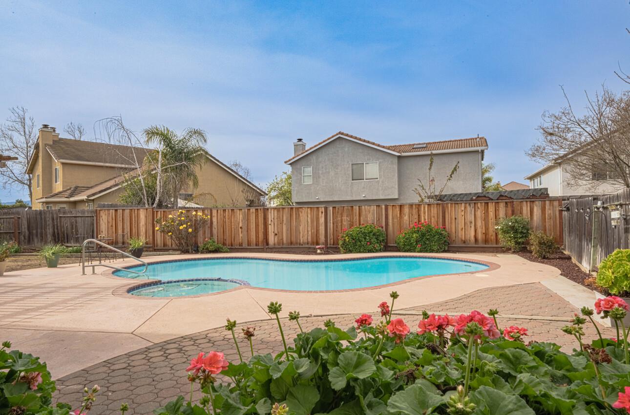 2101 Primrose Court