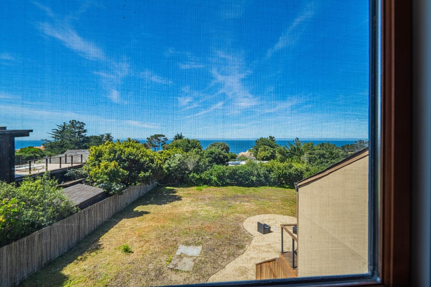 11 Yankee Point Drive