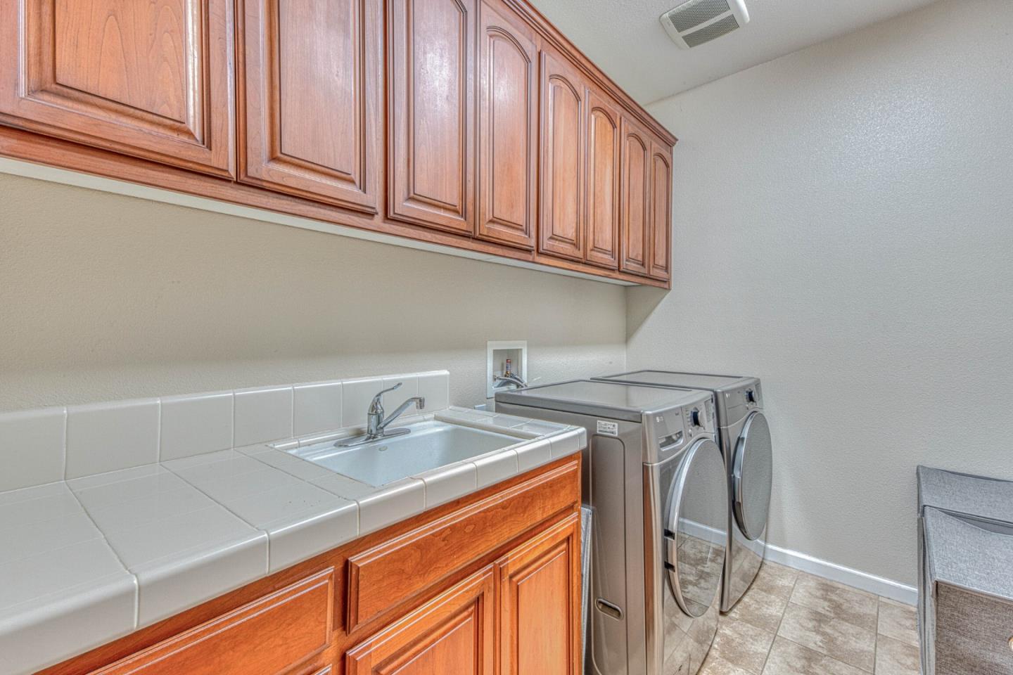 7271 Eagle Ridge Drive