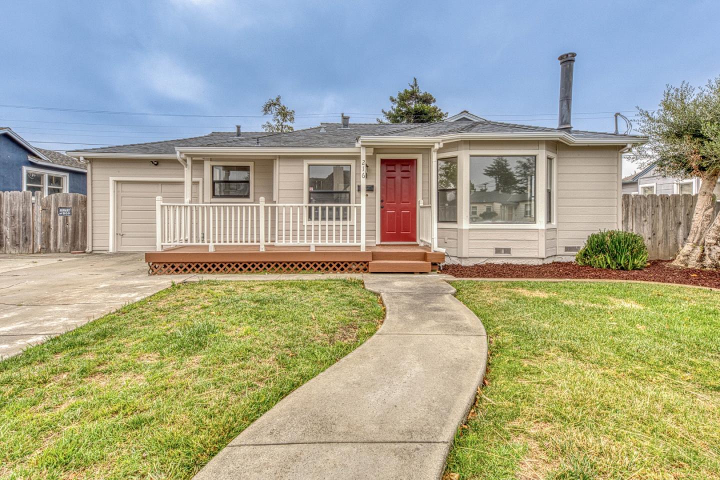216 Toyon Avenue