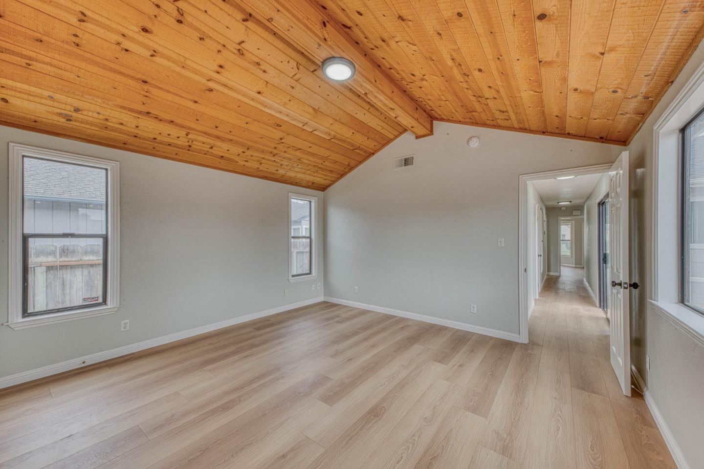 216 Toyon Avenue
