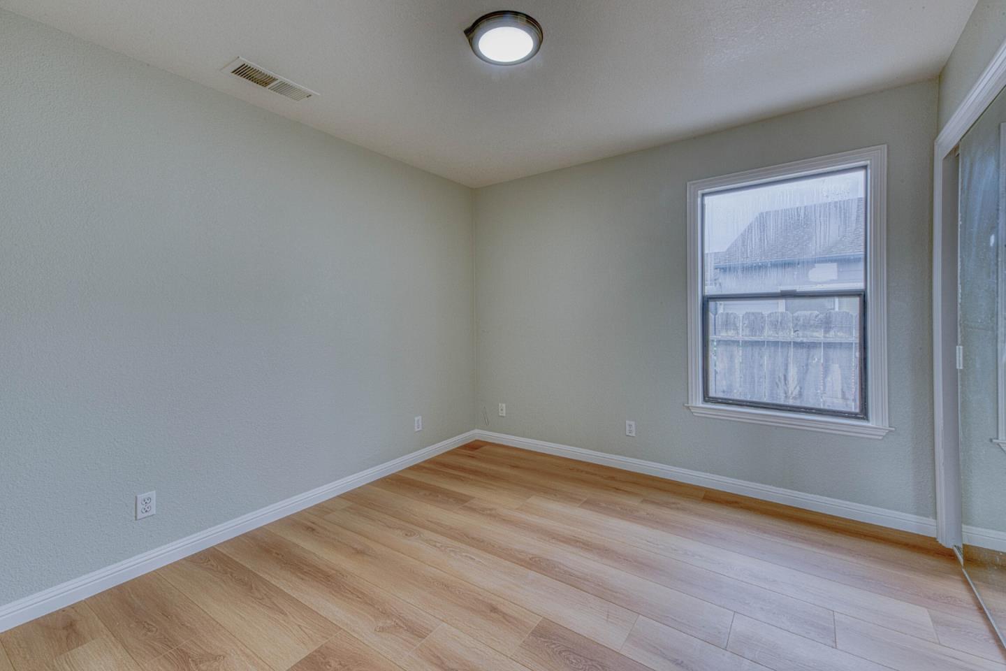 216 Toyon Avenue