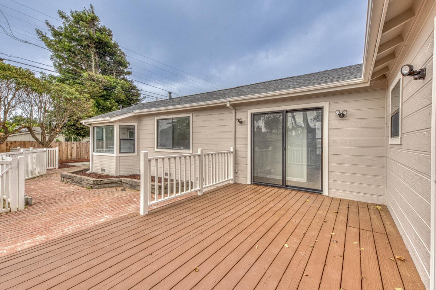 216 Toyon Avenue