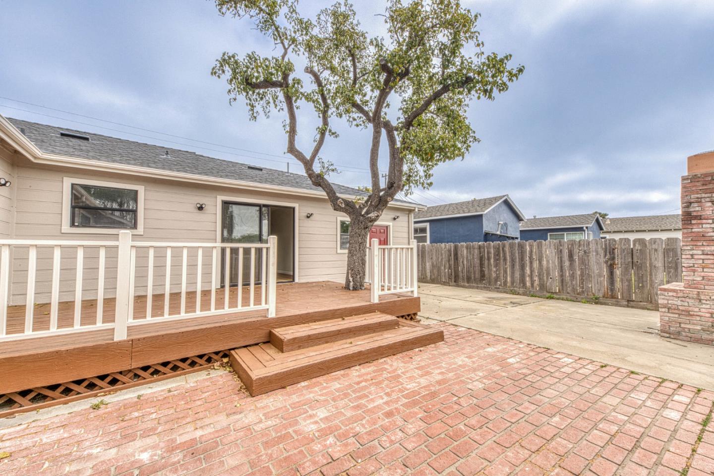 216 Toyon Avenue