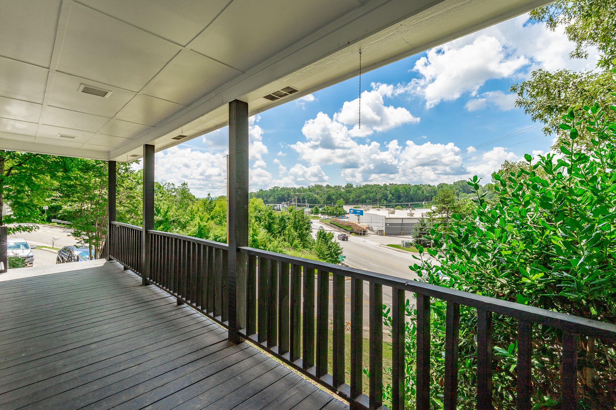 1360 Highland Road
