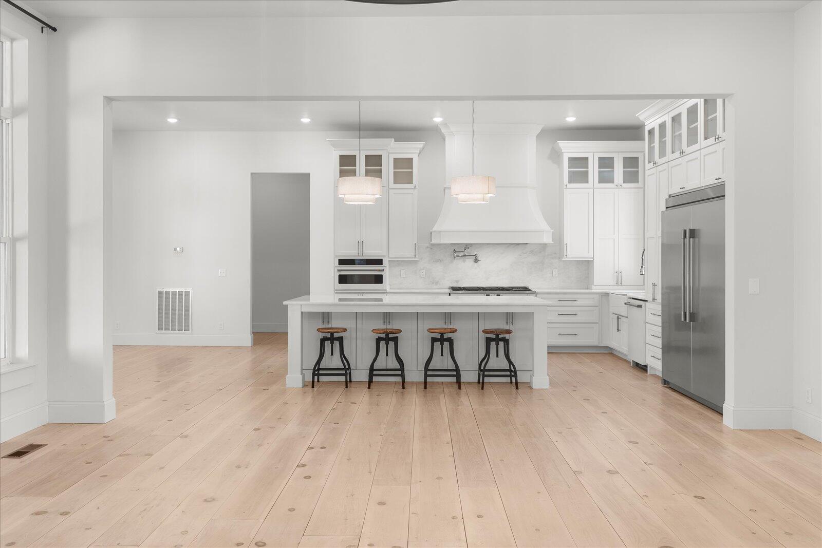 13318 Birchwood Pike