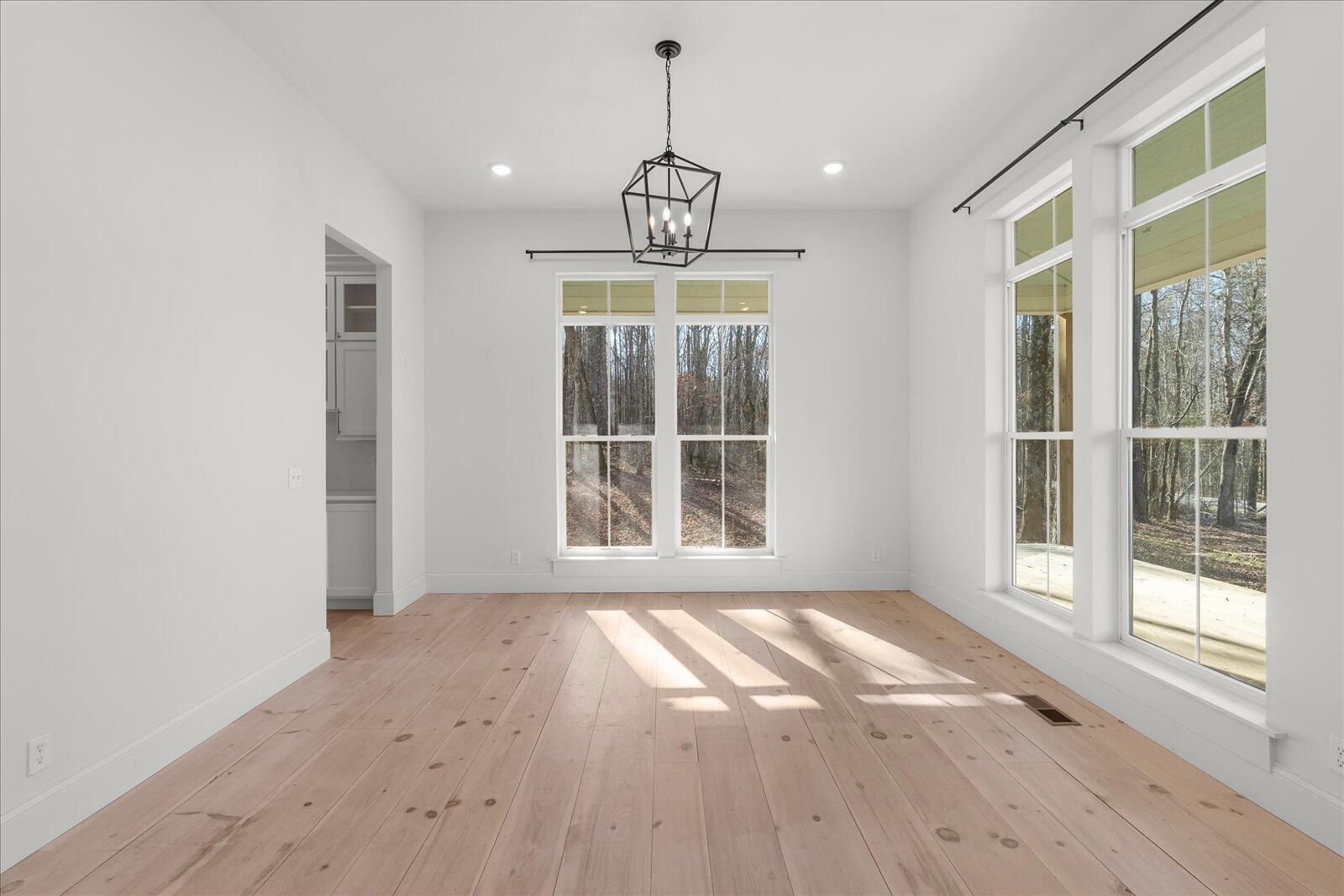 13318 Birchwood Pike