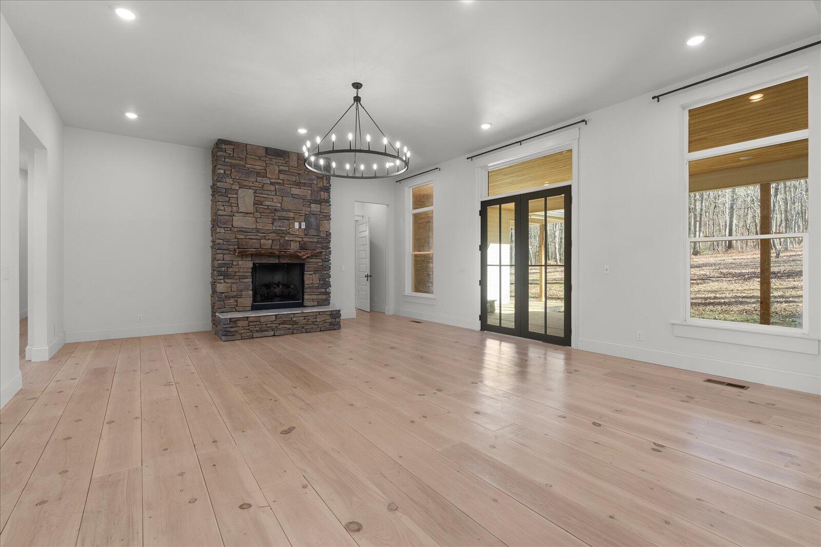 13318 Birchwood Pike