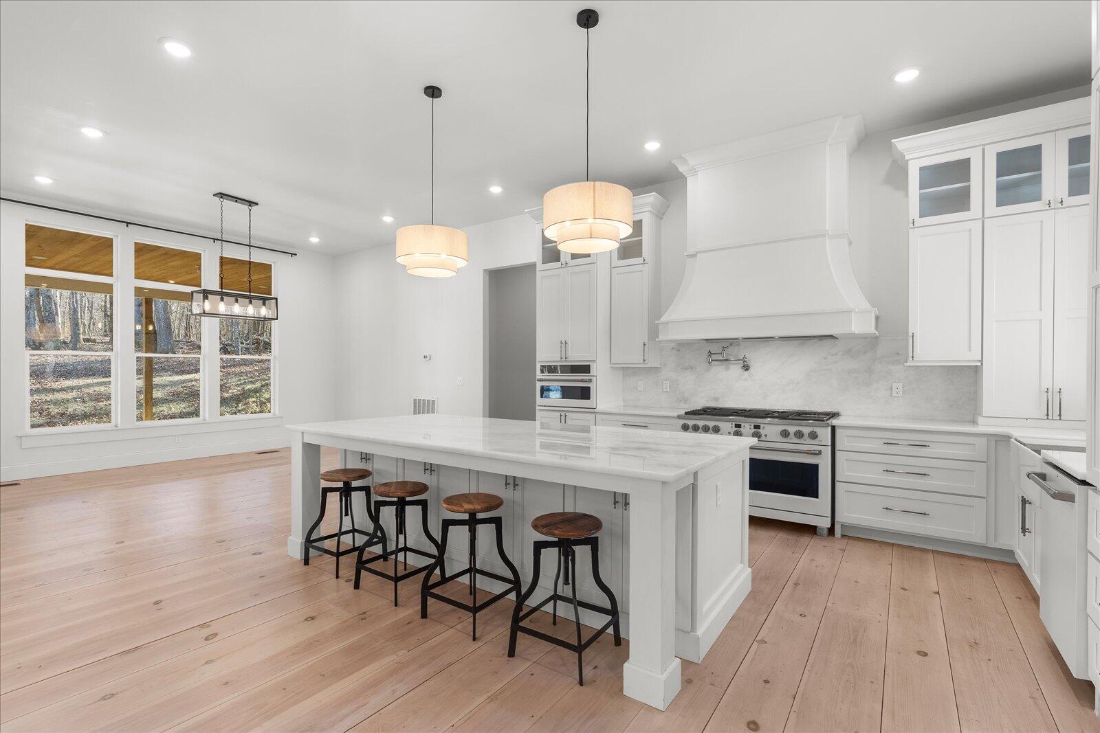 13318 Birchwood Pike