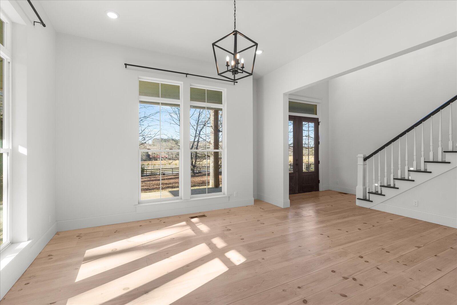 13318 Birchwood Pike