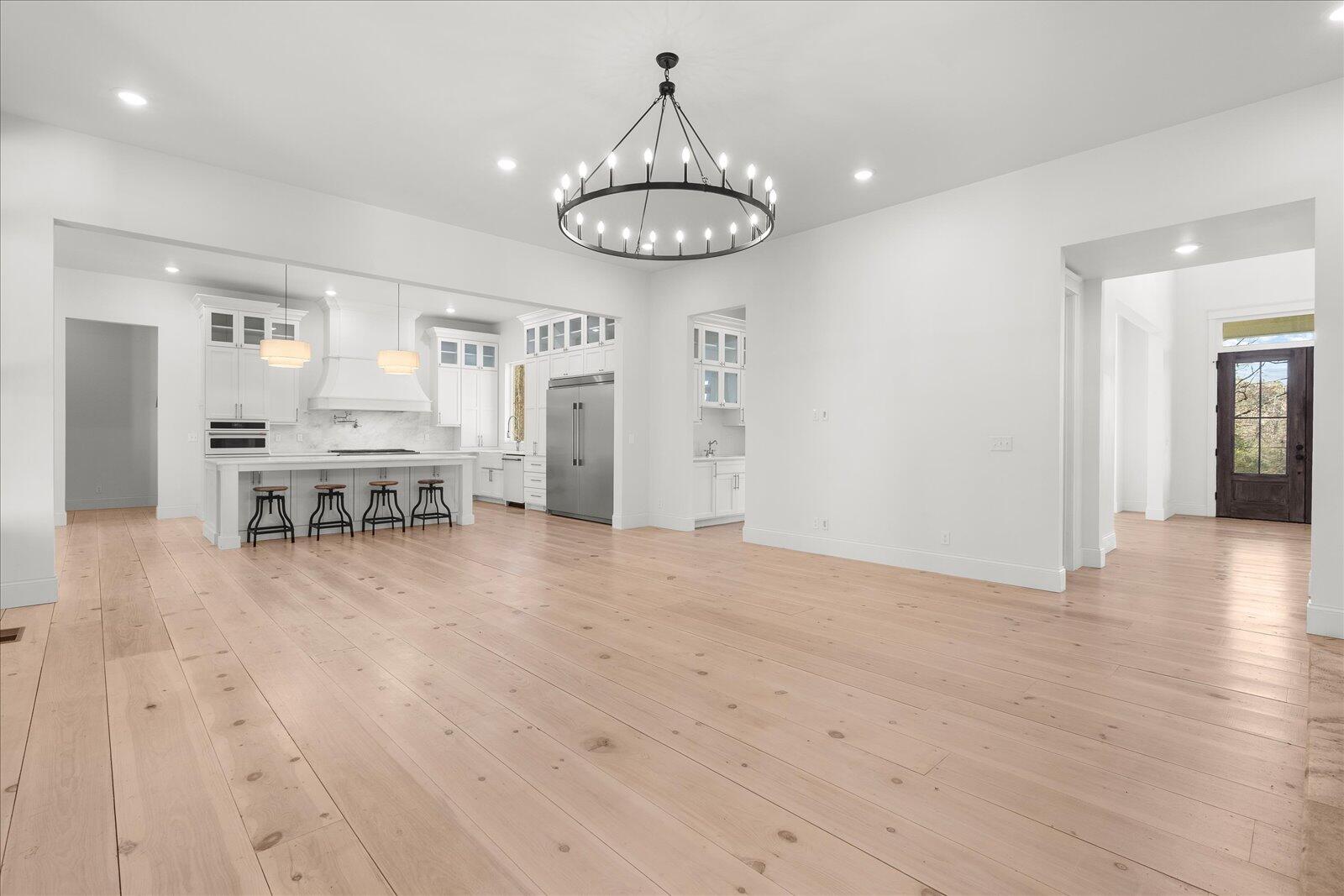 13318 Birchwood Pike