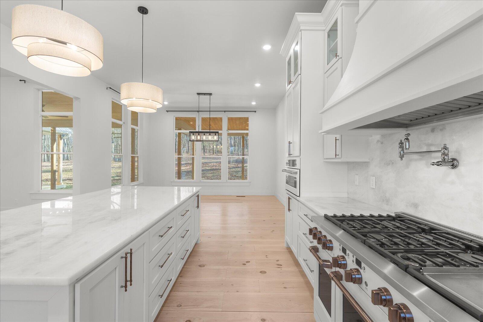 13318 Birchwood Pike