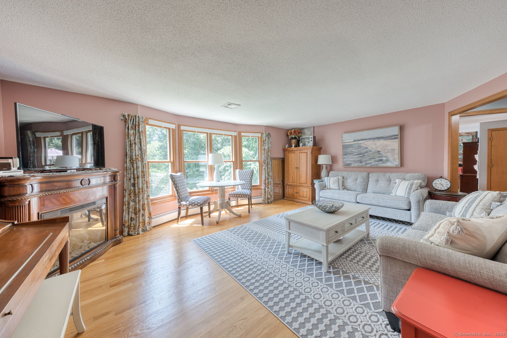 46 Jacqueline Drive