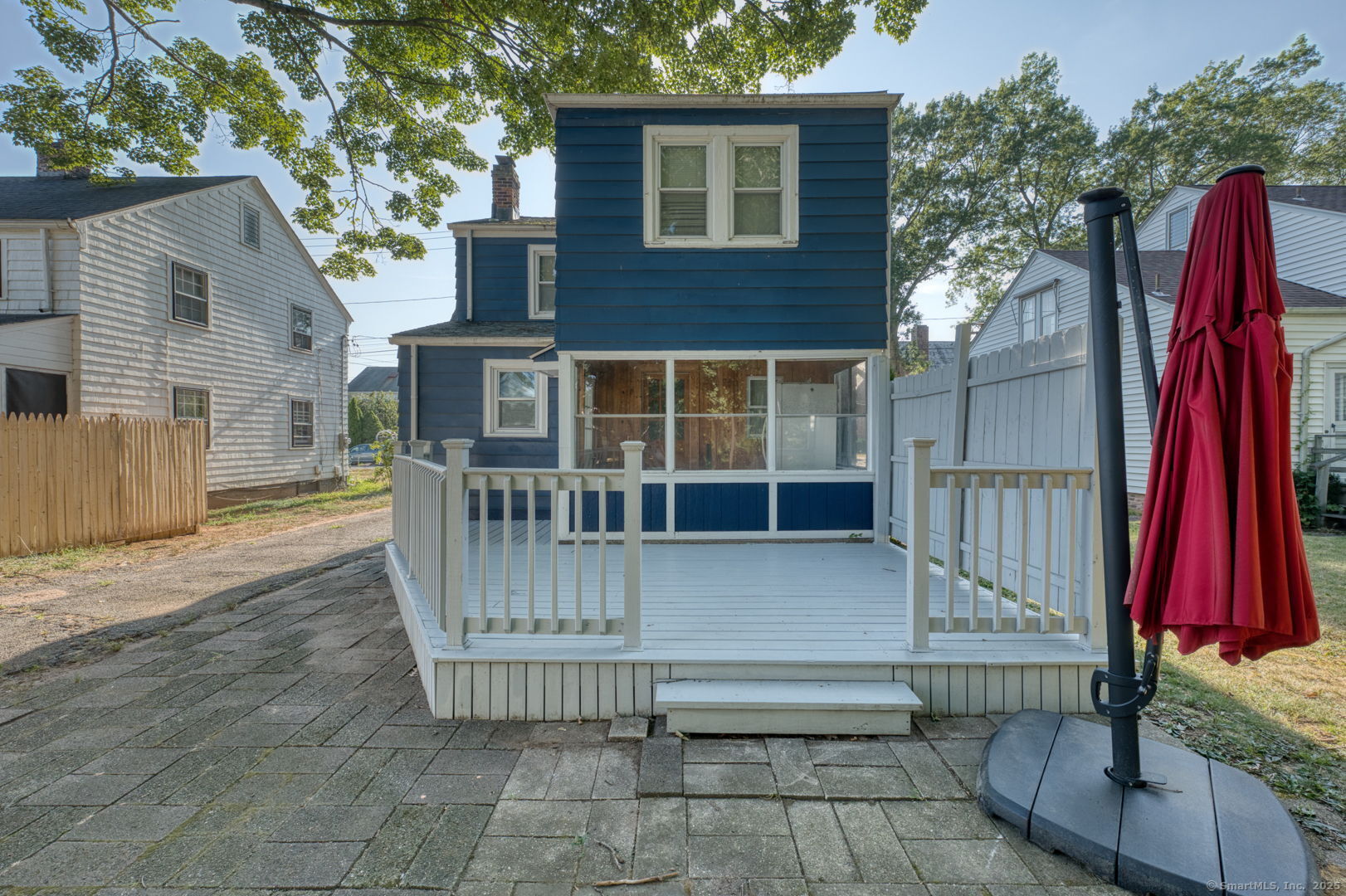 19 Bank Street