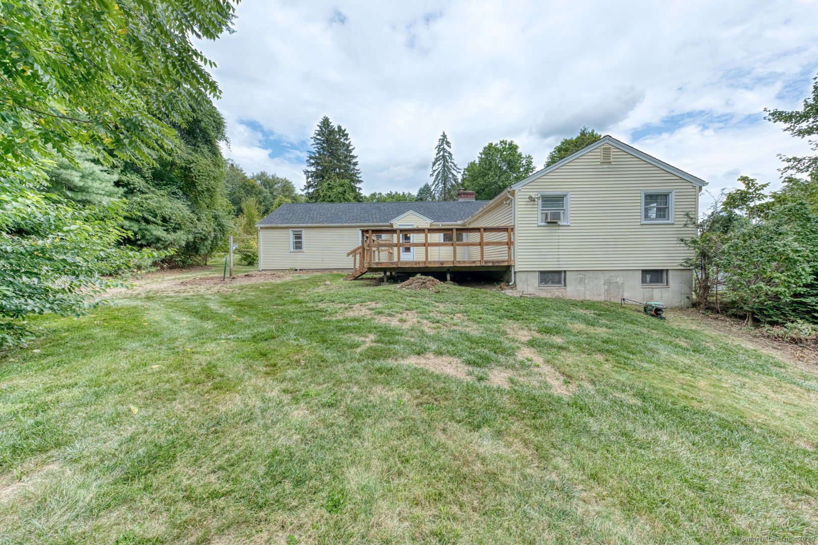 15 Grant Hill Road