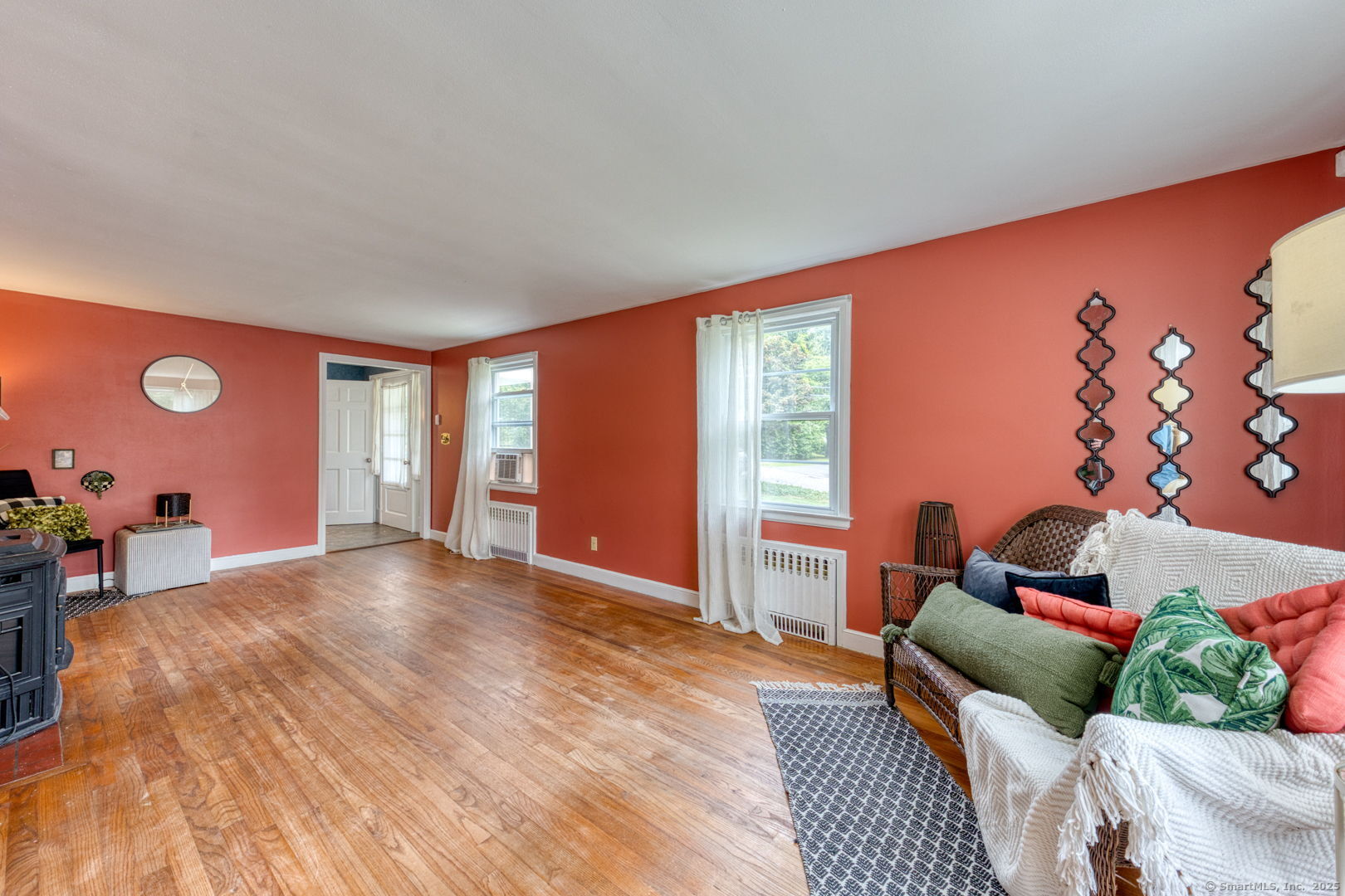 15 Grant Hill Road