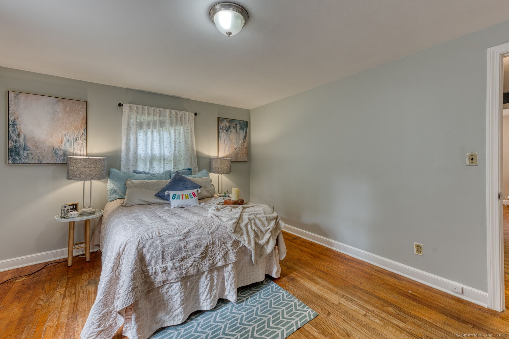 15 Grant Hill Road