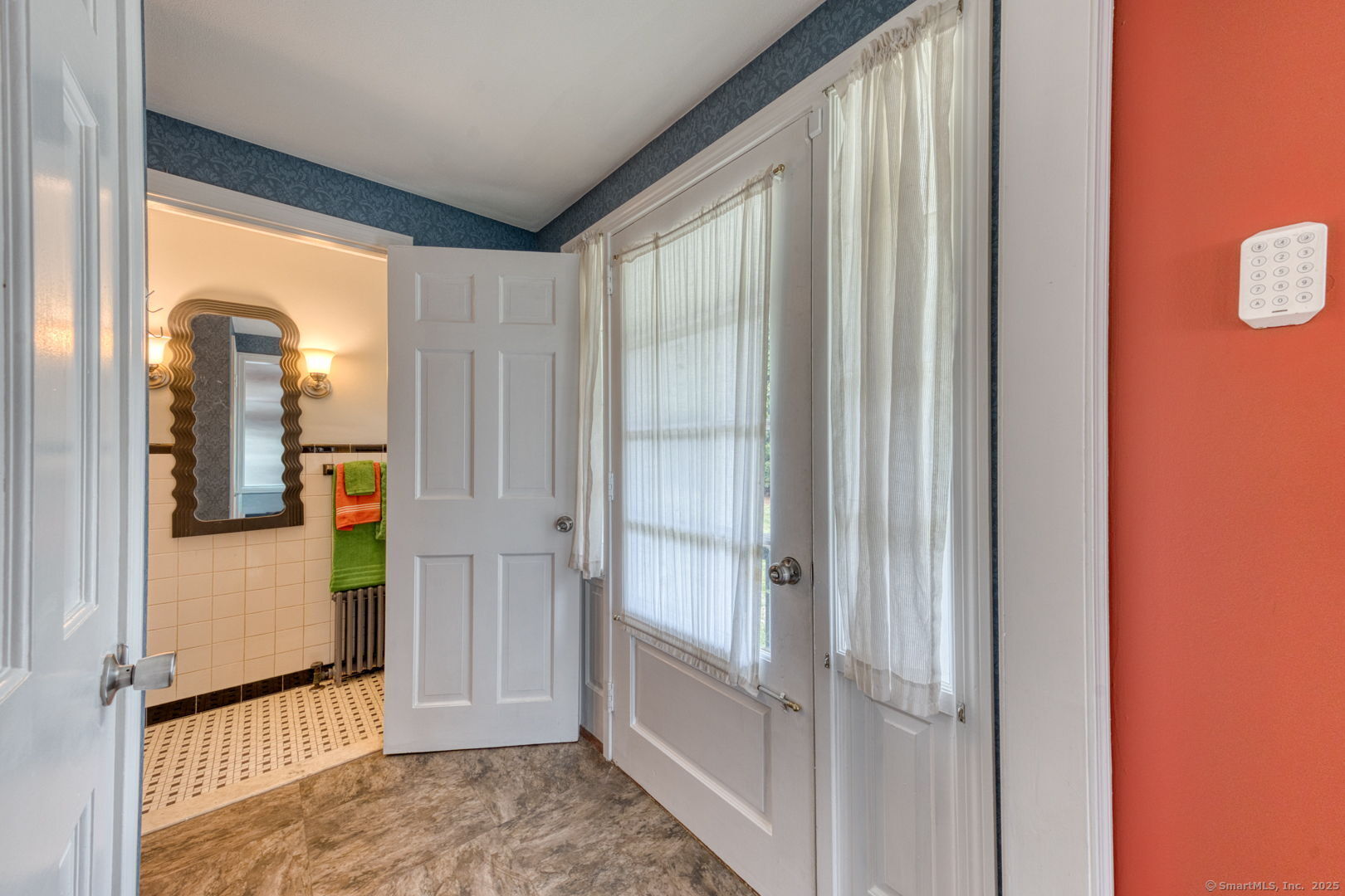15 Grant Hill Road