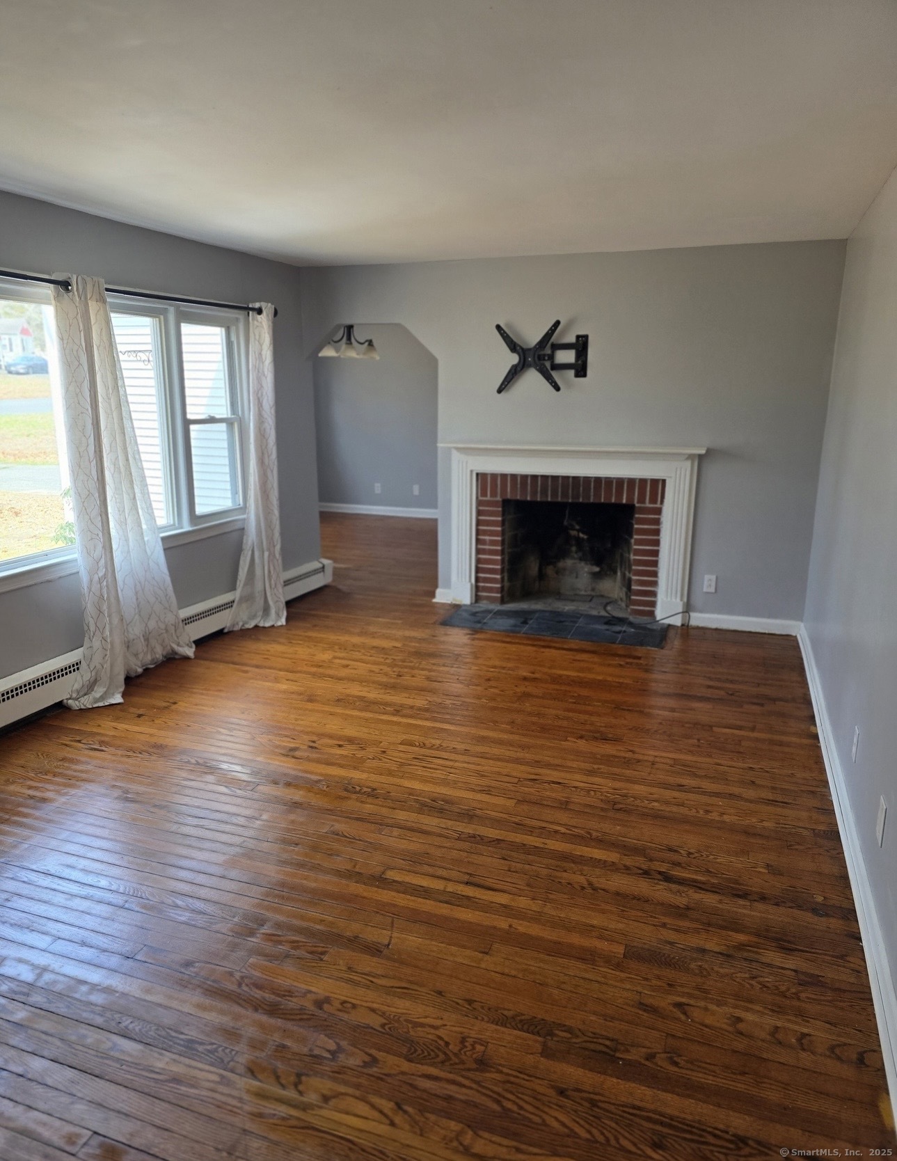3 Robin Road