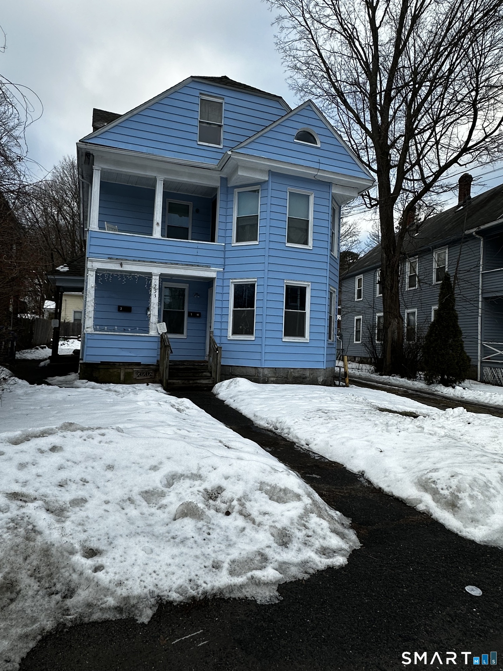 253 Riverside Avenue