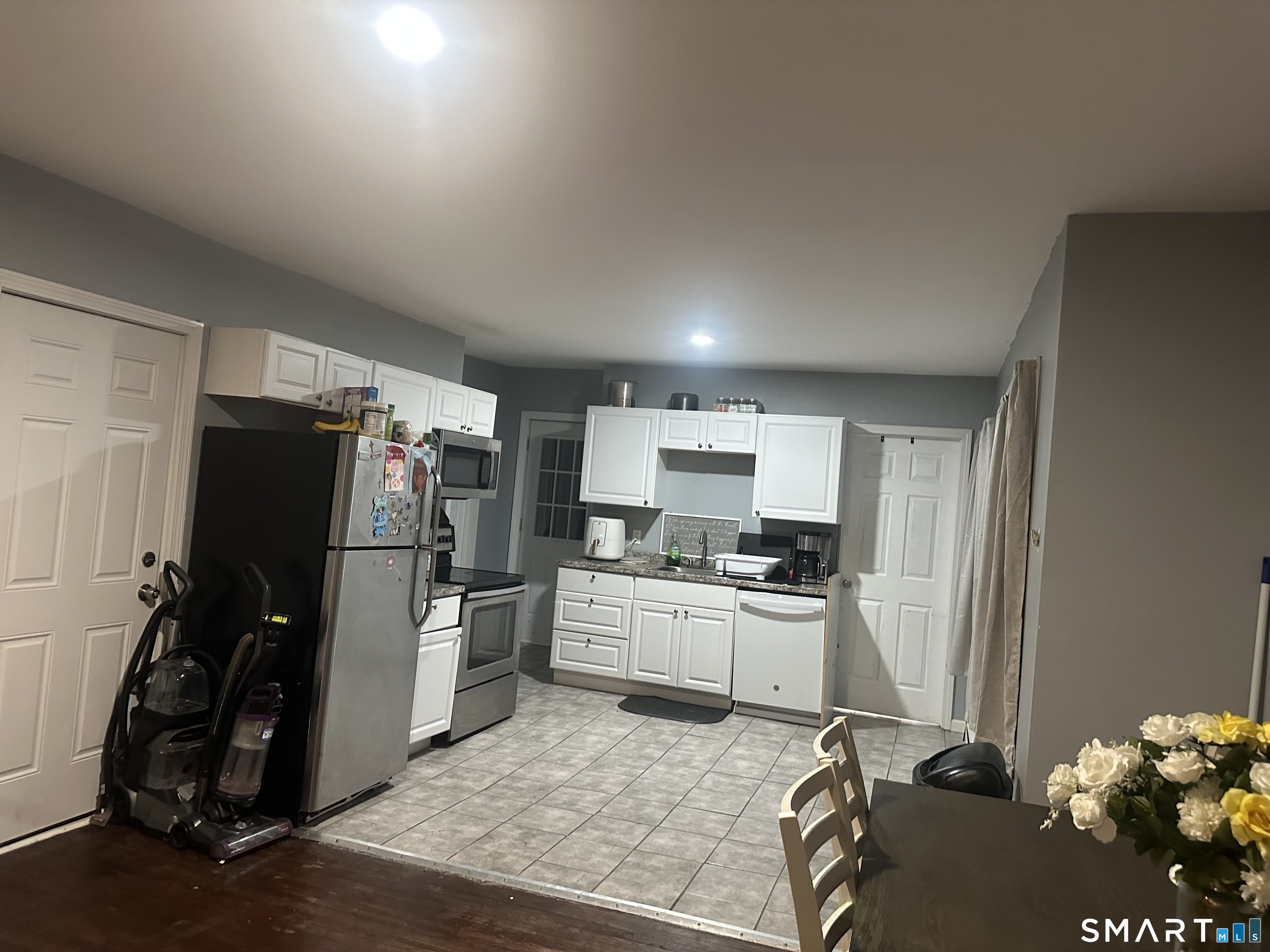 253 Riverside Avenue