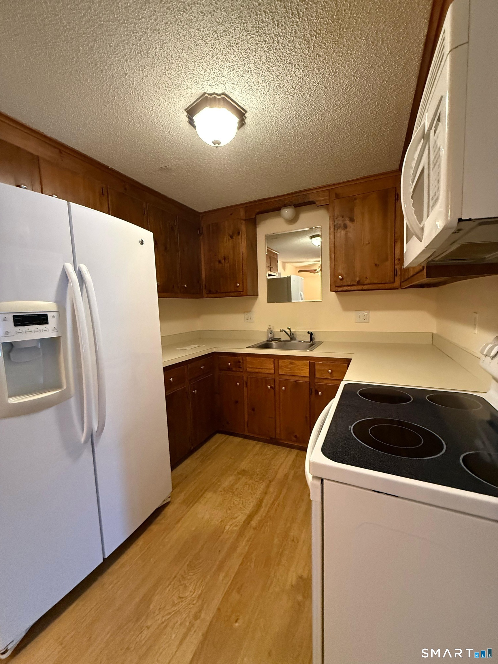 87 Furnace Avenue APT E8