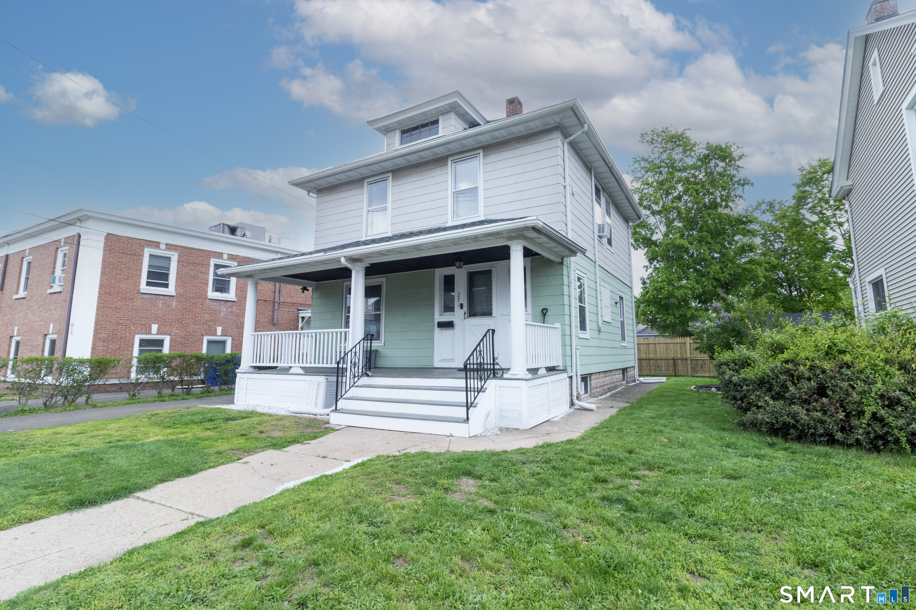271 Brown Street