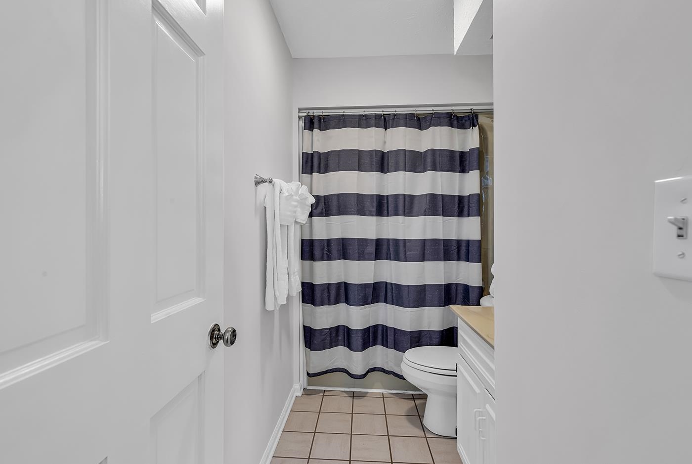 9621 Shore Dr. Unit: G-219