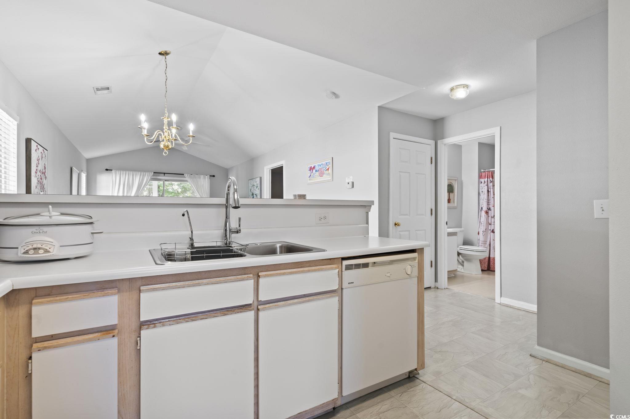 1242 River Oaks Dr. Unit: 18D