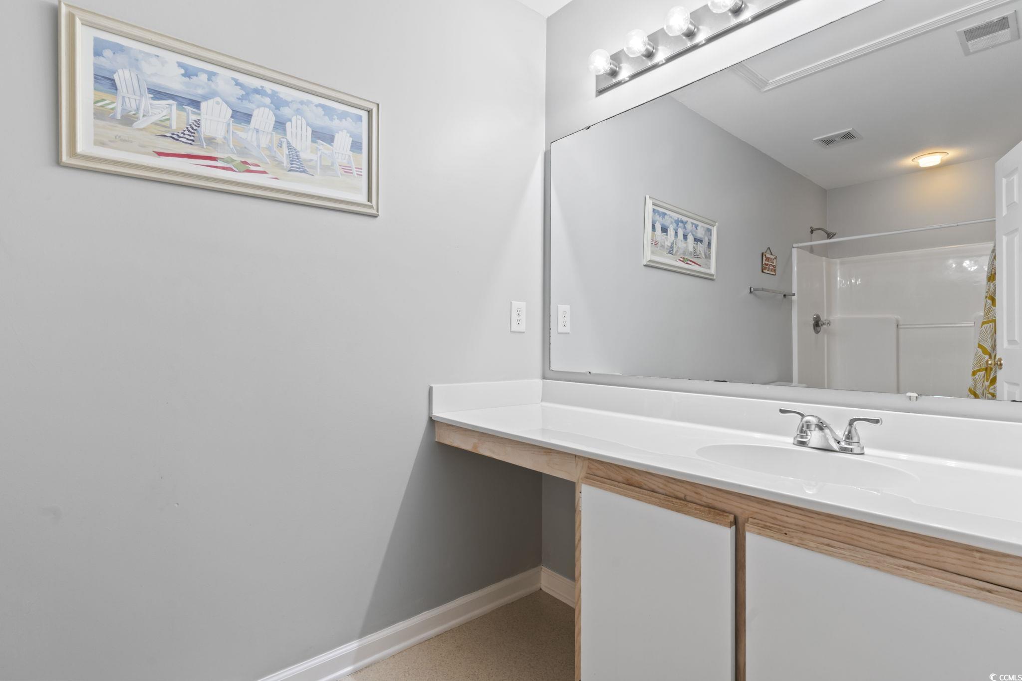 1242 River Oaks Dr. Unit: 18D