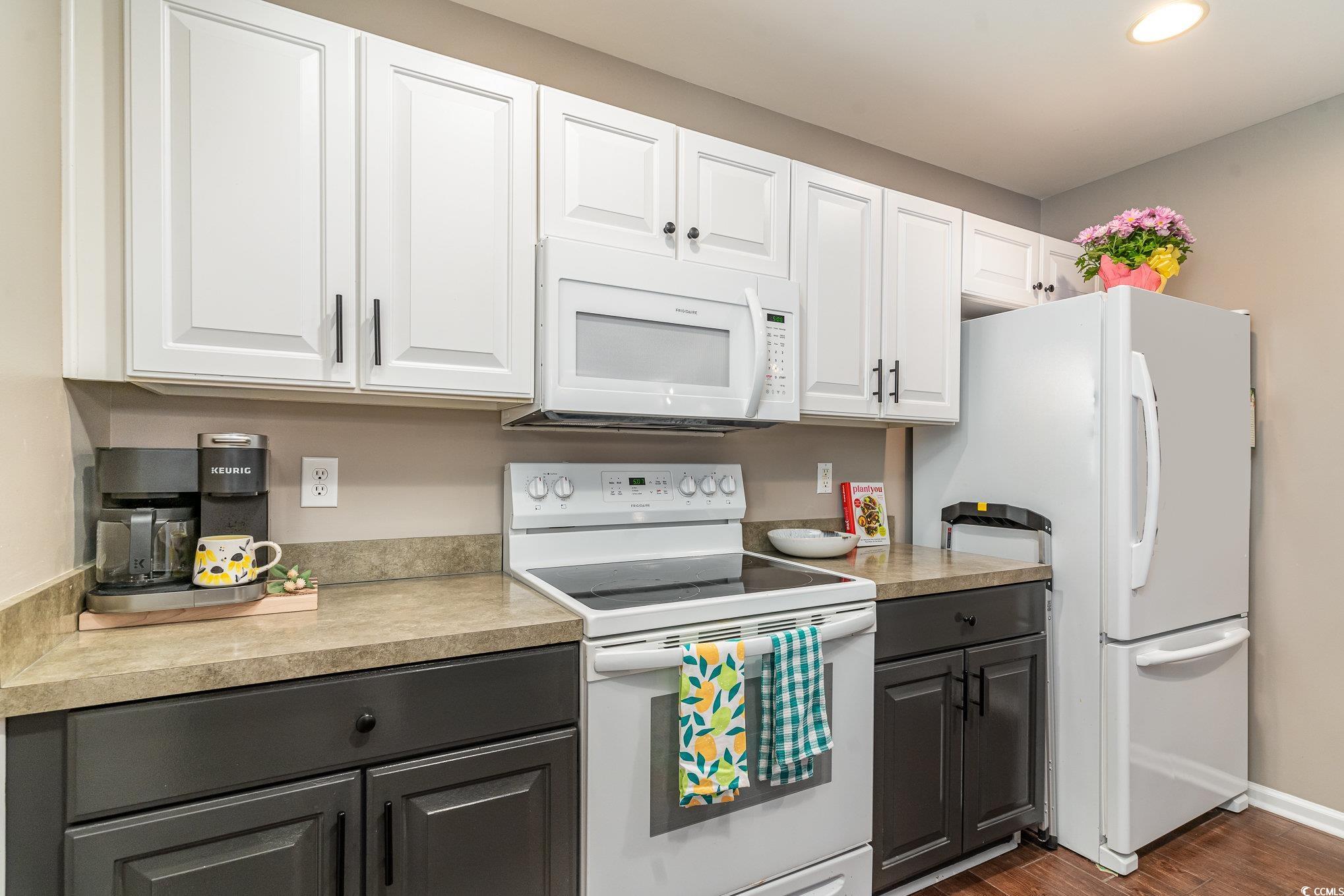 868 Barn Owl Ct. Unit: 868