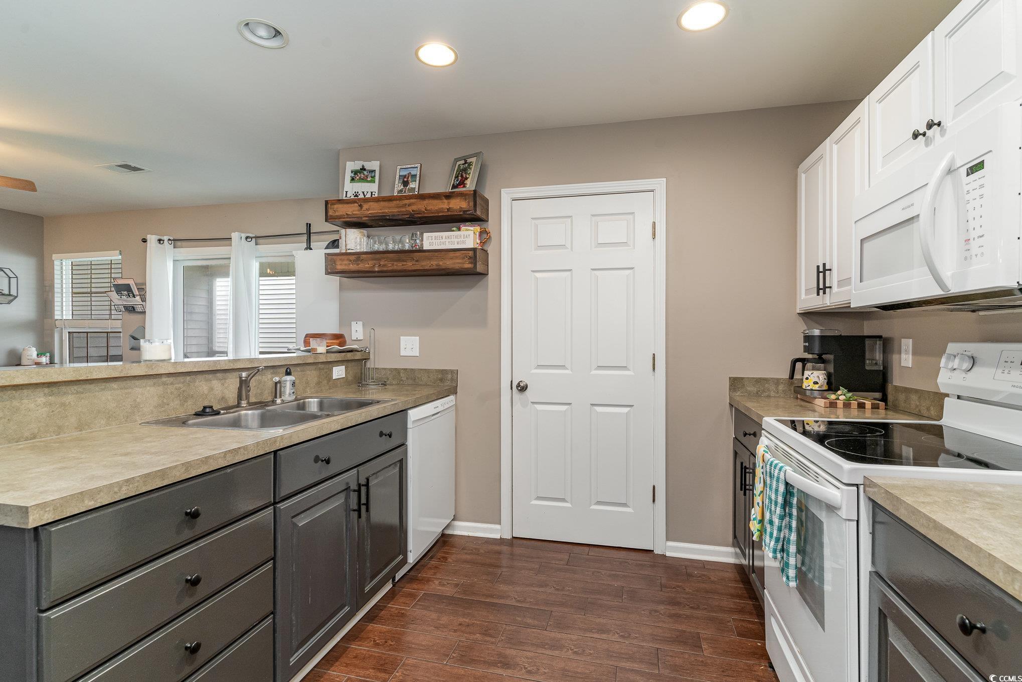 868 Barn Owl Ct. Unit: 868