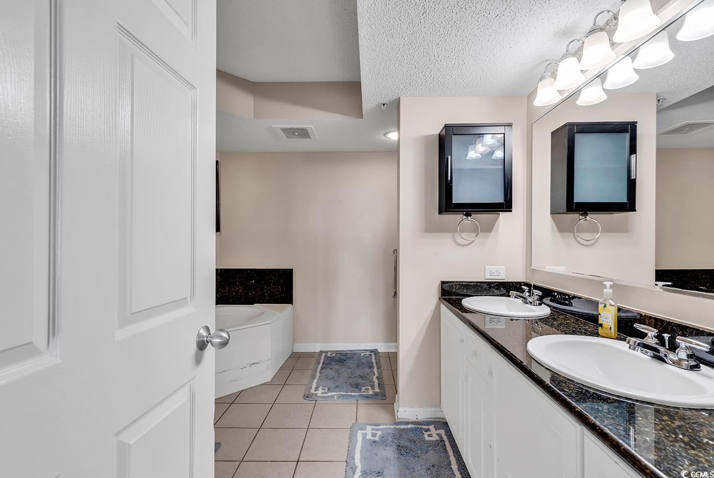 2151 Bridge View Ct. Unit: 1-1205