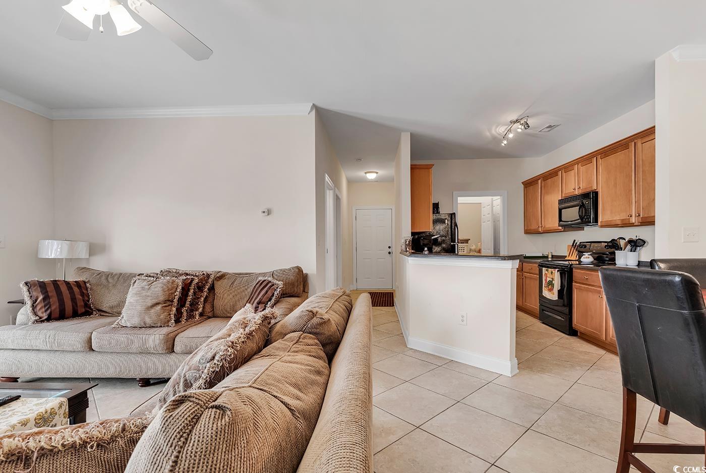 2037 Silvercrest Dr. Unit: 16E