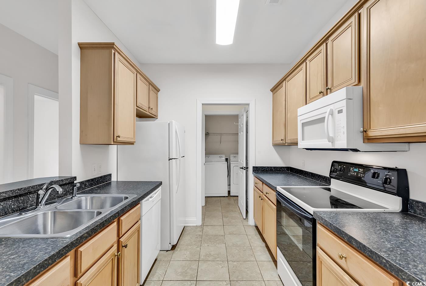 2061 Silvercrest Dr. Unit: 7E